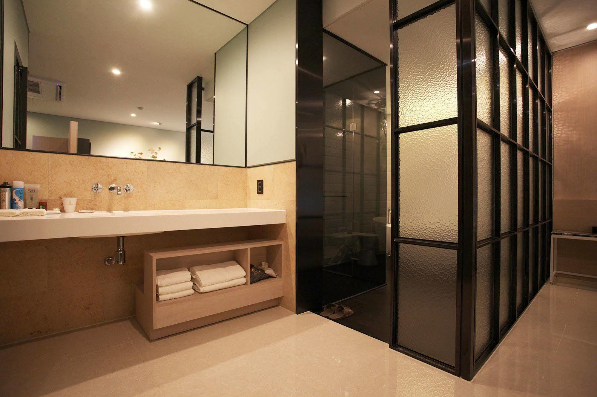 Circle Hotel Incheon Exterior foto